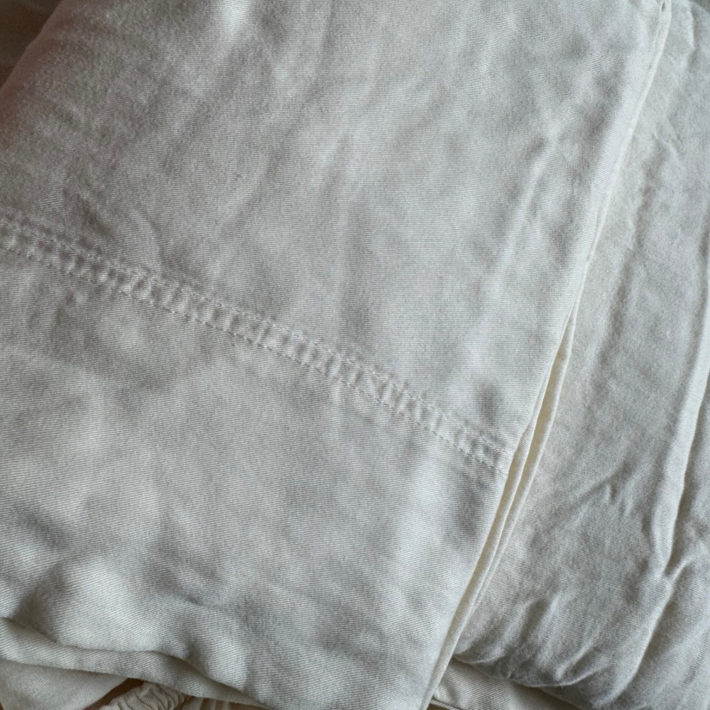Cariloha Bamboo King Sheet Set Flat and Fitted Ivory 100% Viscose - Picture 11 of 12